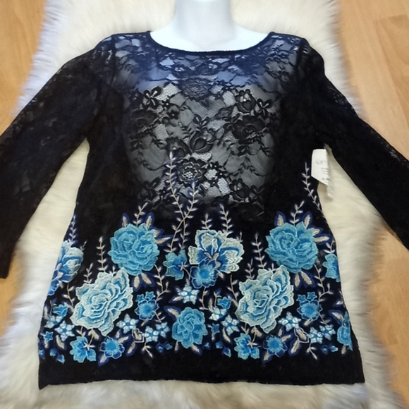 Karen Kane Lace Floral Embroidered  Top - Picture 10 of 14